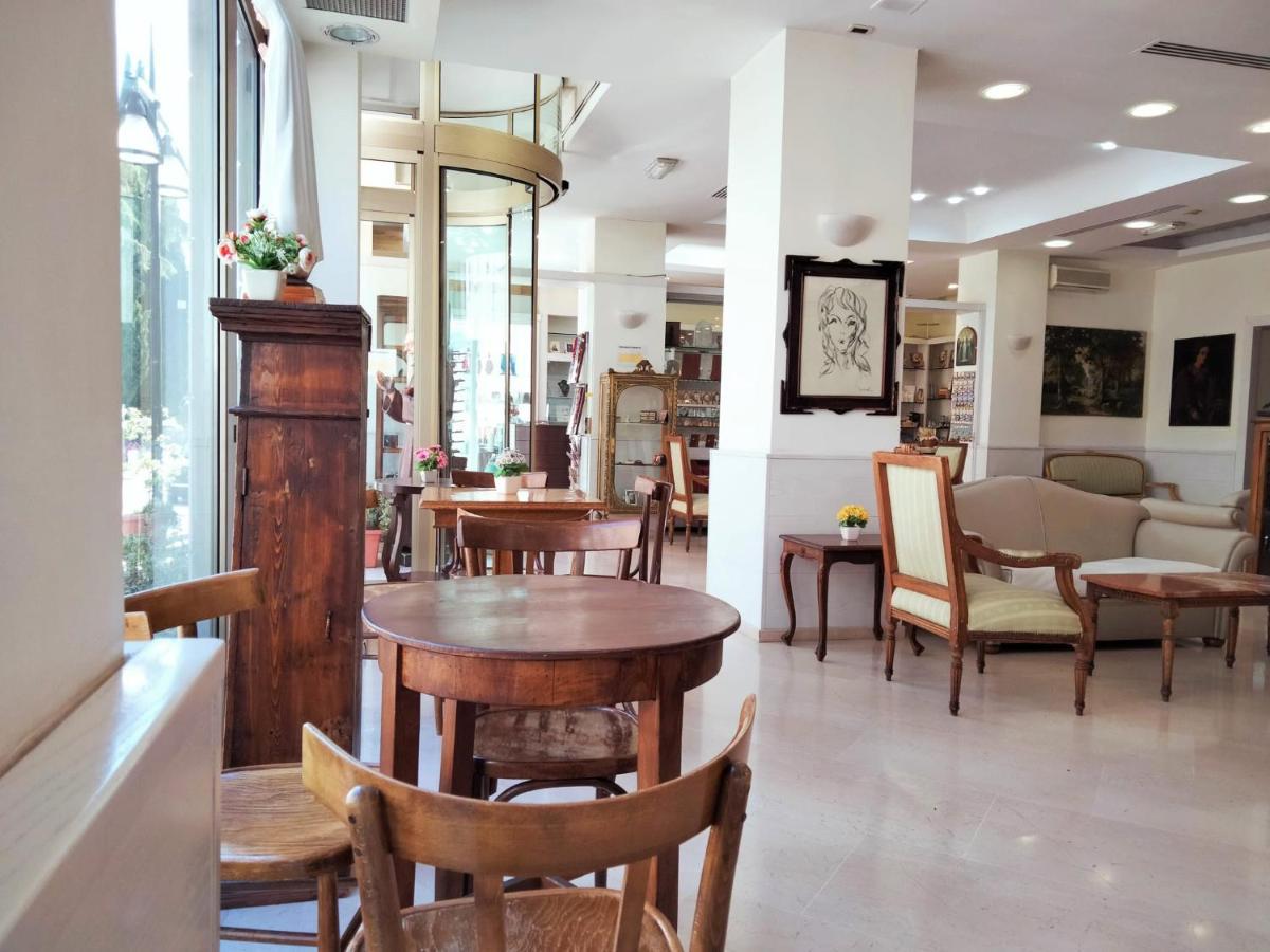 Hotel Pace San Giovanni Rotondo Ngoại thất bức ảnh
