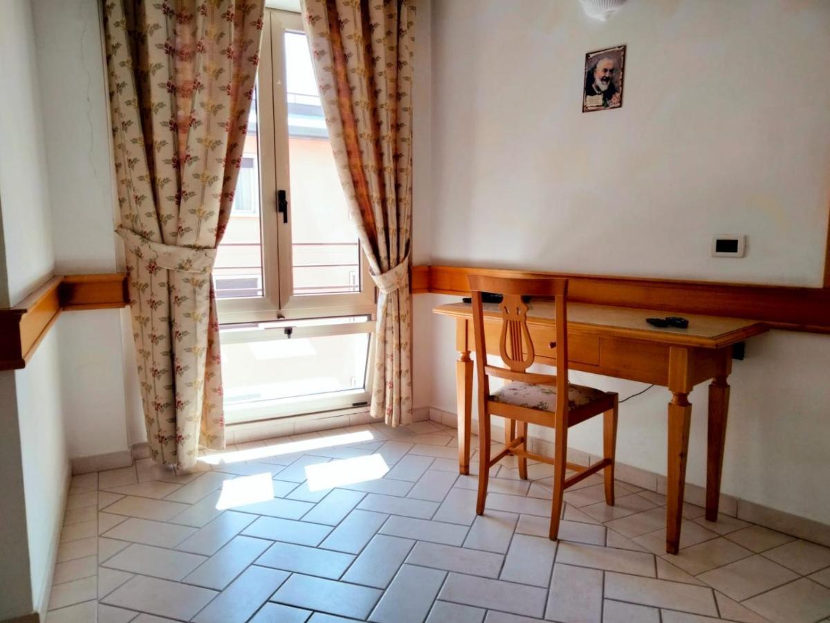 Hotel Pace San Giovanni Rotondo Ngoại thất bức ảnh