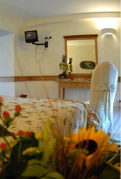 Hotel Pace San Giovanni Rotondo Phòng bức ảnh